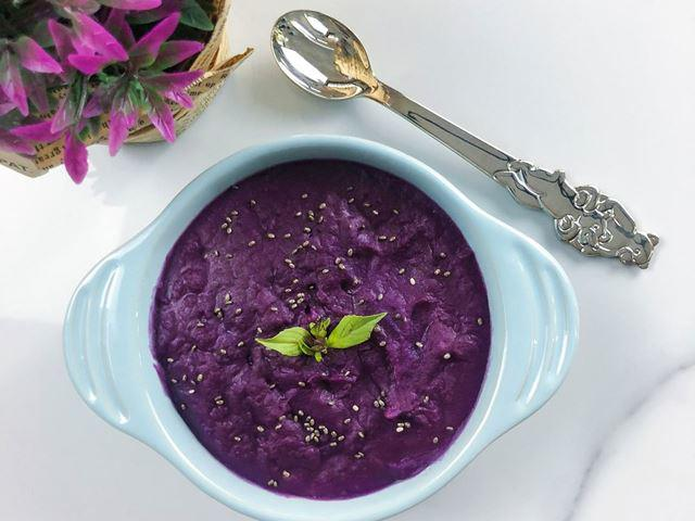 Cháo khoai lang thịt bò - món ăn vô cùng dinh dưỡng cho bé