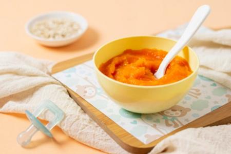 Cách pha bột ăn dặm không bị vón cục đơn giản cho mẹ bỉm sữa